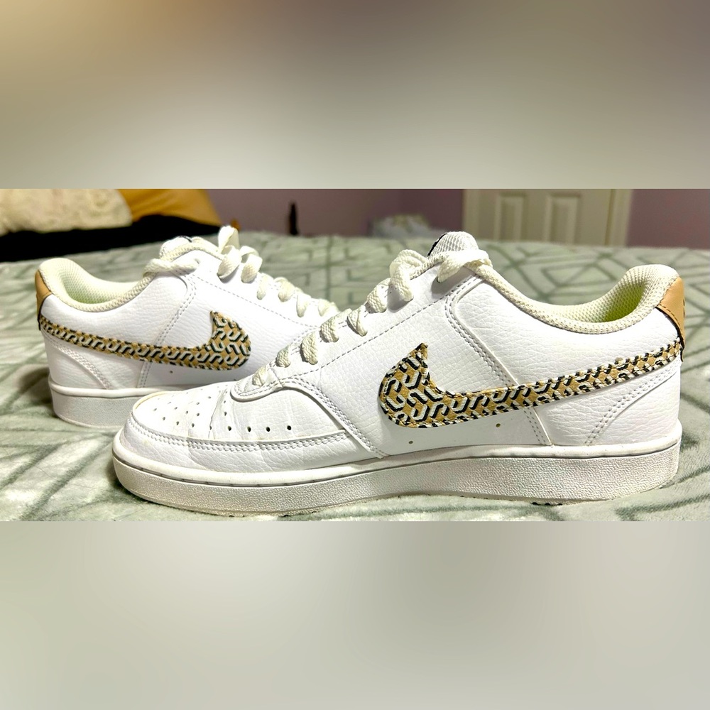 NIKE COURT VISION LOW NEXT NATURE X NIKE UNITED, Size 8.5